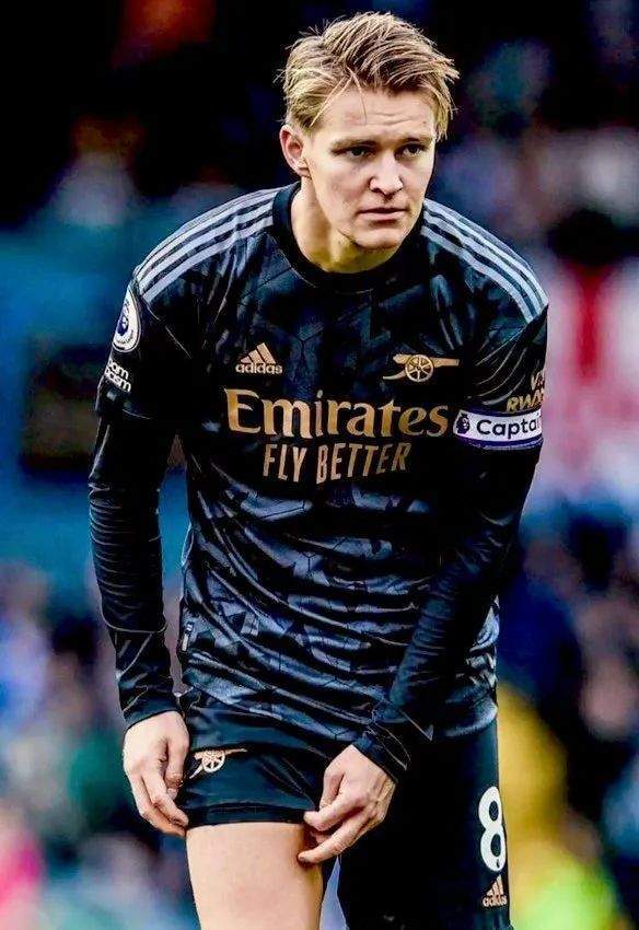 KAIYUNAPP-法甲豪门“边路+高压”战术：打乱对手战略的简单介绍