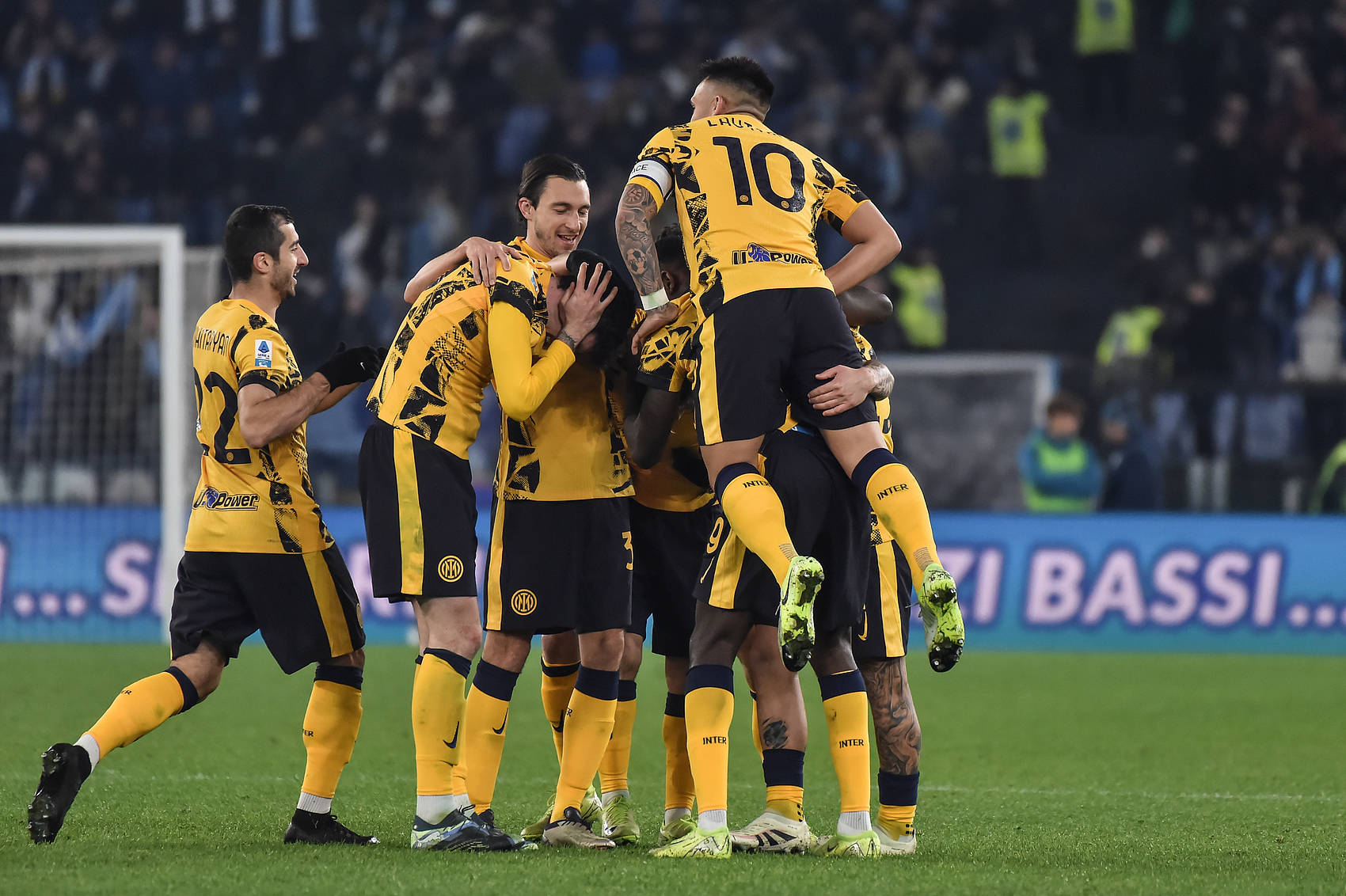 西甲赛场出现多场高难度进球,技艺超群 西甲赛场出现多场高难度进球,技艺超群