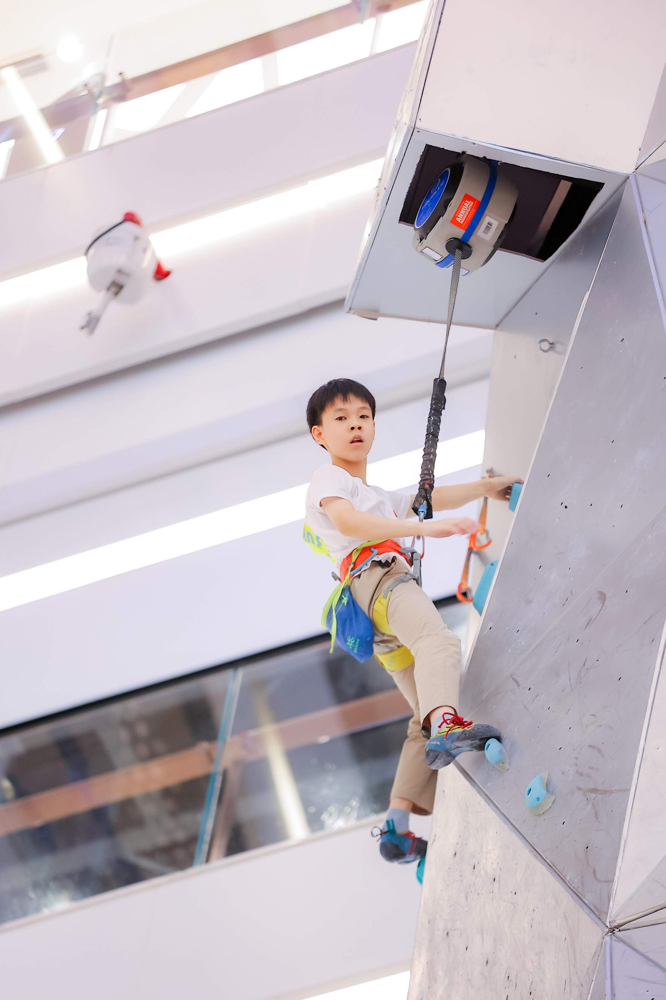 Kaiyun(中国)开云-关于&quot;青少年攀岩节：登上梦想的高峰&quot;的信息